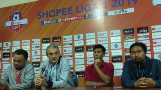 Konferensi pers seusai laga Liga 1 Arema FC kontra Borneo FC