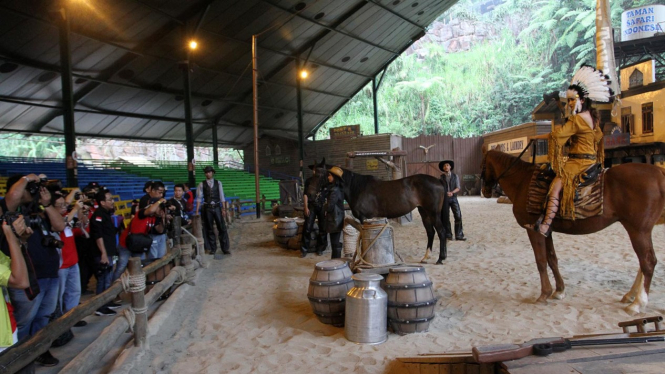 Serunya Lomba Foto Satwa Di Taman Safari