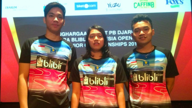 Trio juara Asia junior; Daniel Marthin, Indah Cahya Sari & Leo Rolly Carnando