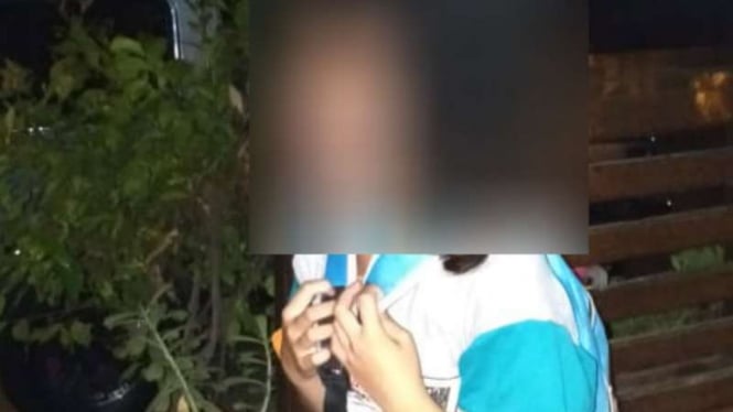 Anak usia 10 tahun yang dikabarkan nyasar menjadi viral di media sosial.