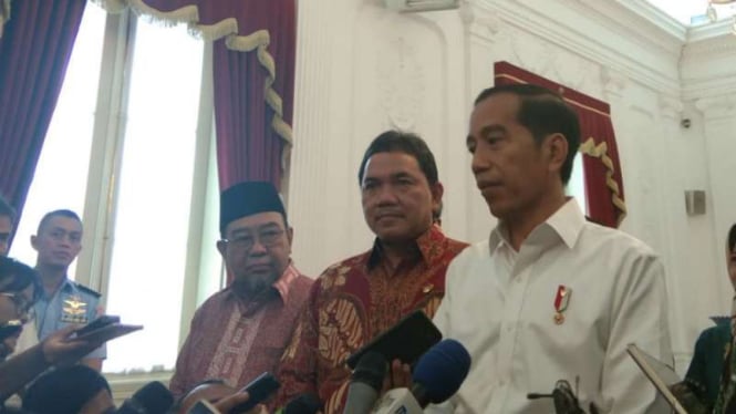 Presiden Joko Widodo menyampaikan kasus yang menimpa Menpora Imam Nahrawi