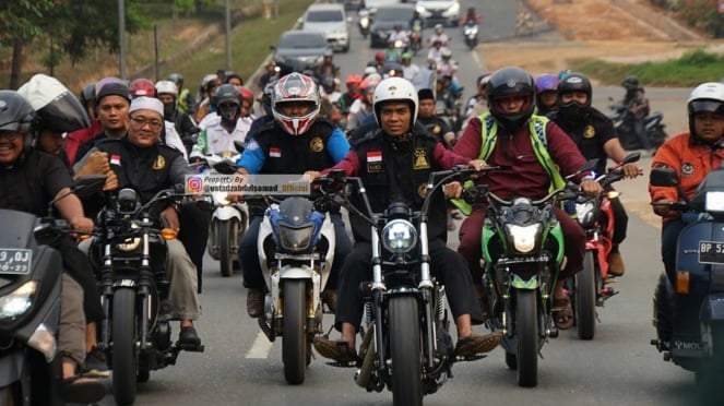 Ustaz Abdul Somad bersama para bikers