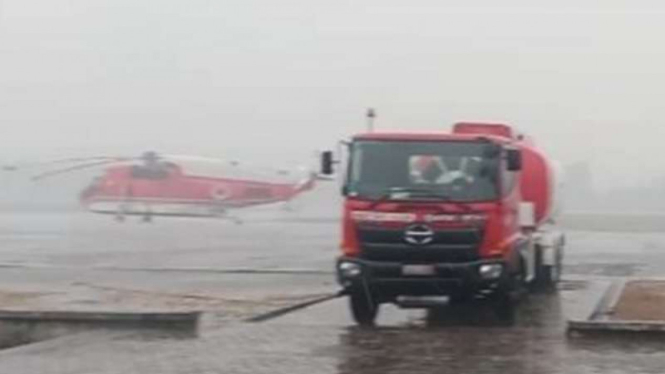 Bandara Japura di Indragiri Hulu, Riau, diguyur hujan Senin, 23 September 2019.