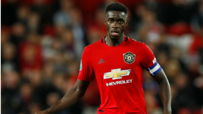 Bek muda Manchester United, Axel Tuanzebe