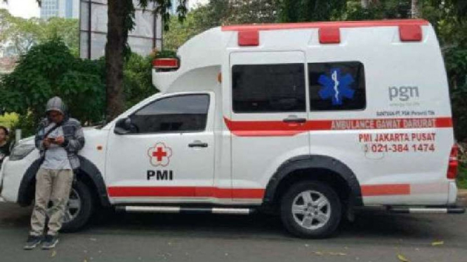 Satu dari delapan mobil ambulans di Polda Metro Jaya.