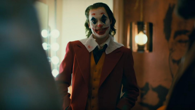 Film Joker dibintangi oleh Joaquin Phoenix.