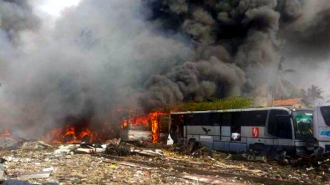 Kebakaran bus bekas TransJakarta