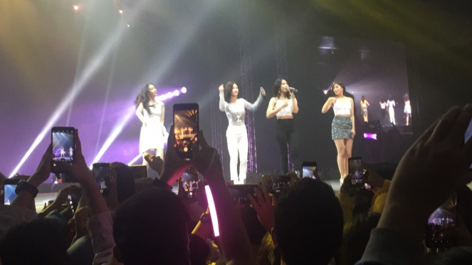 Apink di Super K-Pop Festival 2019