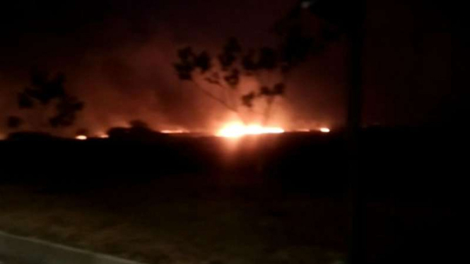 Kebakaran di wilayah Bandara Kertajati, Majalengka, Jawa Barat.