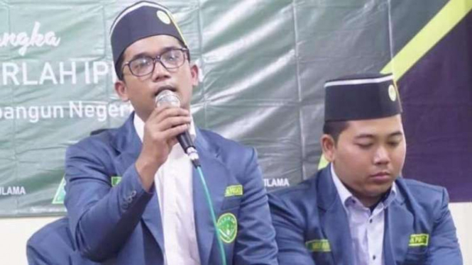 Ketua Umum PP IPNU, Aswandi (kiri).