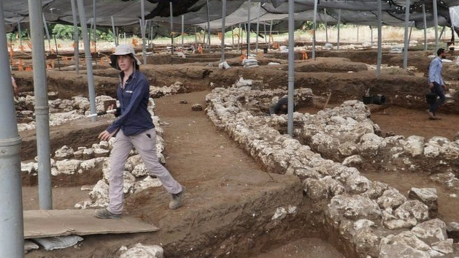 Sekitar 5.000 remaja dan sukarelawan ikut serta dalam ekskavasi yang telah berlangsung selama dua setengah tahun. - ISRAELI ANTIQUITIES AUTHORITY