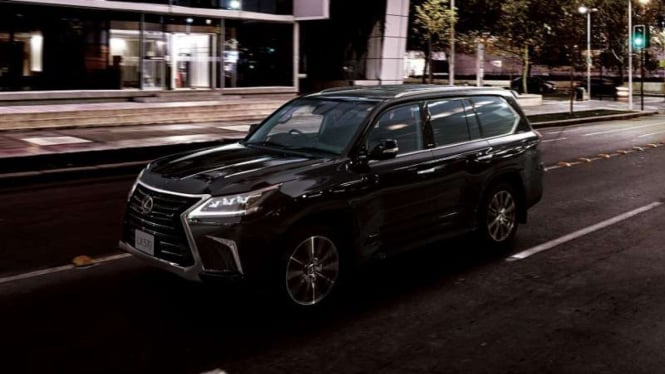 Lexus LX 570