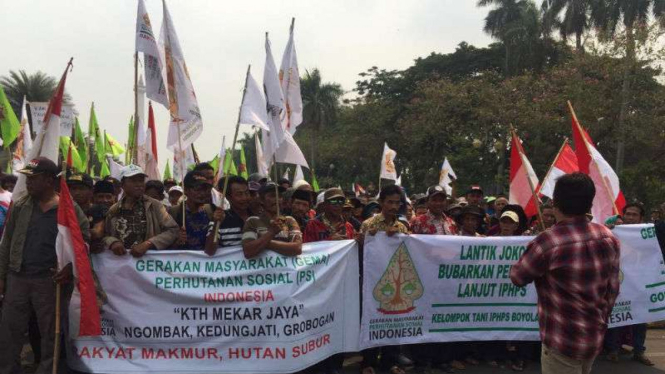 Para petani yang mengatasnamakan Gerakan Masyarakat Perhutanan Sosial Indonesia.