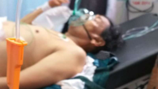 Foto viral yang diduga Menkopolhukam Wiranto tengah mendapat perawatan.