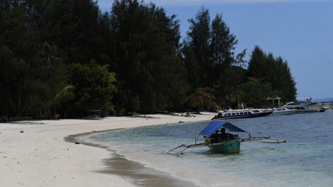 Potensi Wisata Morotai Maluku