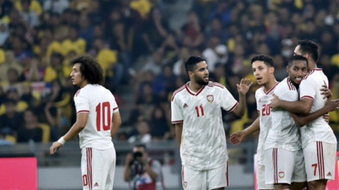 Pemain Timnas Uni Emirat Arab merayakan gol