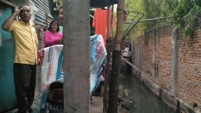 Gang Sekretaris I di Tanjung Duren Utara.