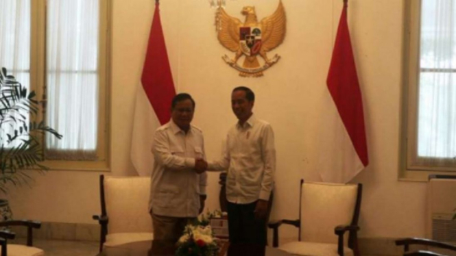 Jokowi dan Prabowo di Istana Merdeka