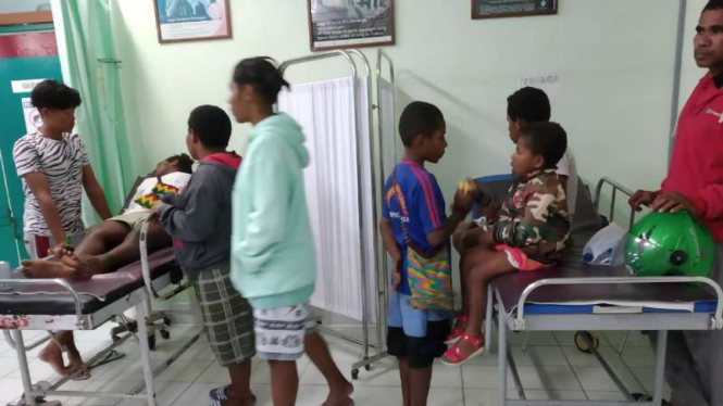 Anak-anak di Timika, Papua, keracunan makanan.