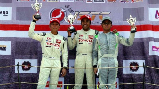 Juara ISSOM kelas JSTC putaran 5 di Sentul, Jawa Barat