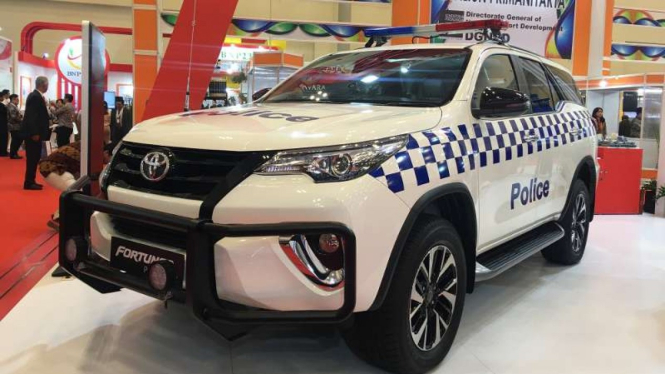 Mobil patroli polisi berbasis Toyota Fortuner