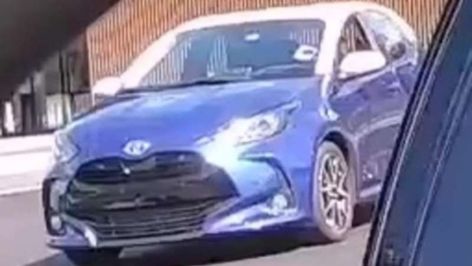 Toyota Yaris generasi baru tertangkap kamera diuji jalan