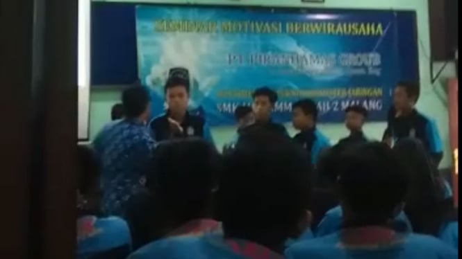 Viral video siswa ditampar