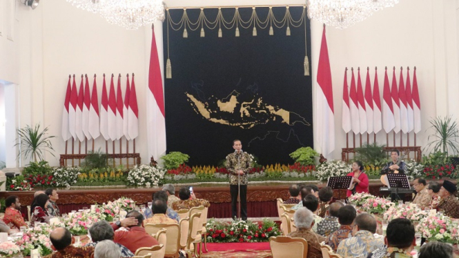 Presiden Jokowi menggelar acara perpisahan dengan Wapres JK dan menteri kabinet 2014-2019.