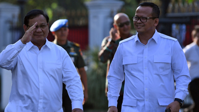 Edhy Prabowo (kanan) saat bersama Prabowo Subianto beberapa waktu lalu.