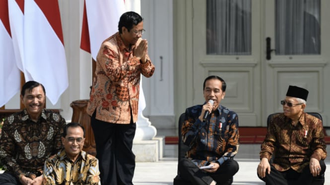 Jokowi saat perkenalkan Mahfud MD jadi Menko Polhukam