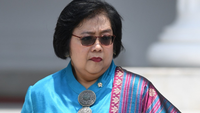 Menteri Lingkungan Hidup dan Kehutanan Siti Nurbaya