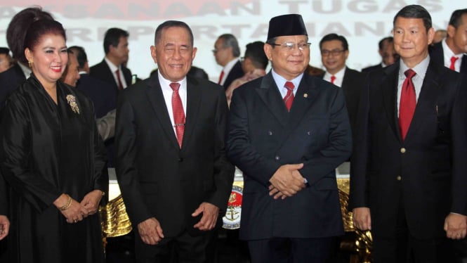 Sertijab Menhan Ryamizard Ryacudu ke Prabowo Subianto di Gedung Kemenhan, Jakarta, Kamis, 24 Oktober 2019.