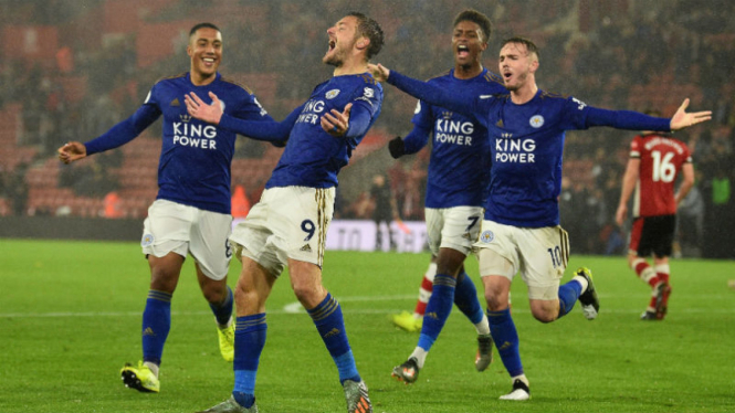 Striker Leicester City, Jamie Vardy, rayakan gol ke gawang Southampton