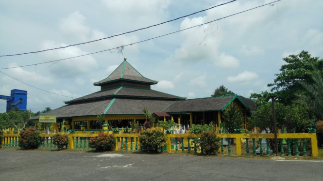 Makam Sultan Syarif Abdurrahman Qadri.