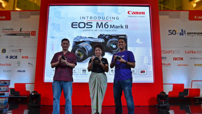 Canon EOS M6 Mark II. (FOTO: Agus Aryanto)