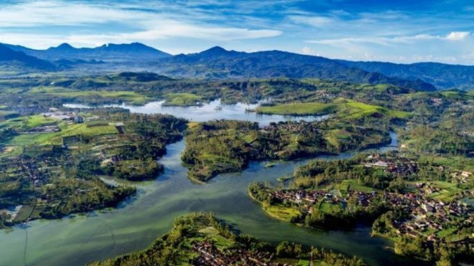 Situ leunca tempat wisata yang sangat indah