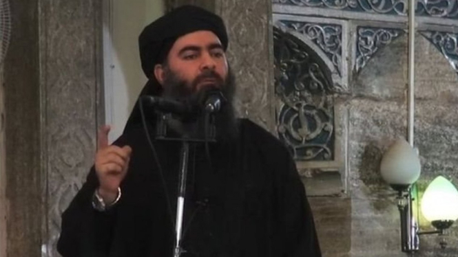 Baghdadi mengumumkan pembentukan "kekhalifahan" di Mosul, Irak pada 2014. - AFP