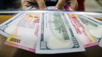 Rupiah Dibuka Melemah Tertekan Data Pengangguran AS