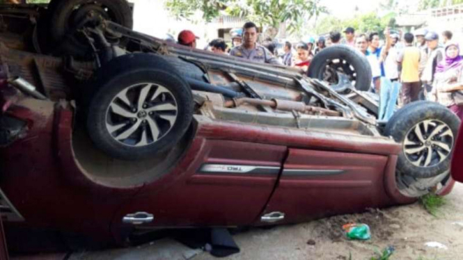 Kecelakaan di Ketapang, Kalbar, menyebabkan seorang guru meninggal di tempat.