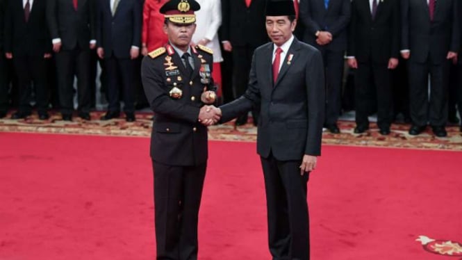 Presiden Jokowi dan  Kapolri Jenderal Idham Azis 