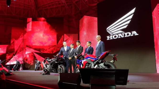 Honda Motor Europe luncurkan delapan motor baru di Milan.