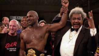 Gempar, Evander Holyfield Tegaskan Dirinya Lebih Hebat dari Muhammad Ali