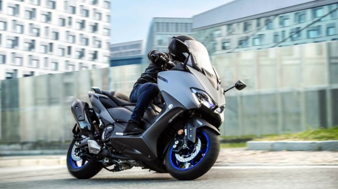 Yamaha TMax 560