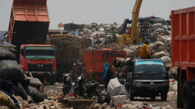 Tempat Pengelolaan Sampah Terpadu (TPST) Bantargebang