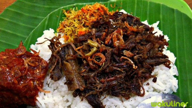 Mengenal Nasi Krawu, Kuliner Lezat Khas Gresik