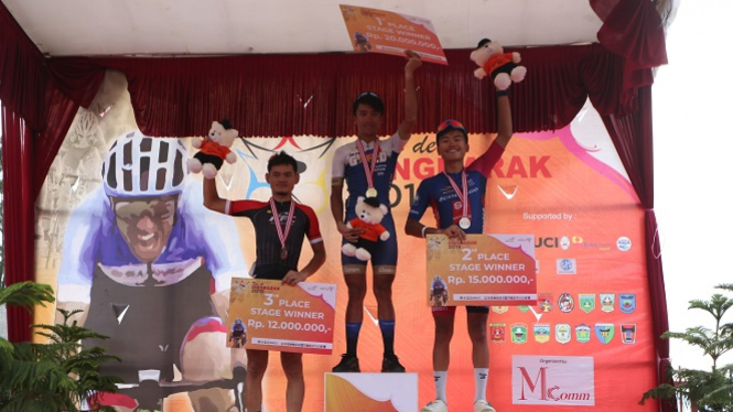 Pembalap Filipina taklukkan rute pembantaian Tour de Singkarak 2019