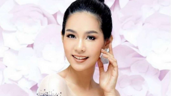 Miss International 2019 Sireethorn Leearamwat