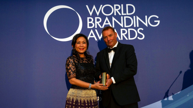 Bluebird raih penghargaan World Branding Awards