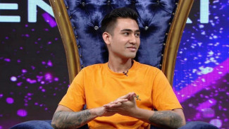 Main Api dan Cinta, Axel Thomas Banyak 'Berkelahi'