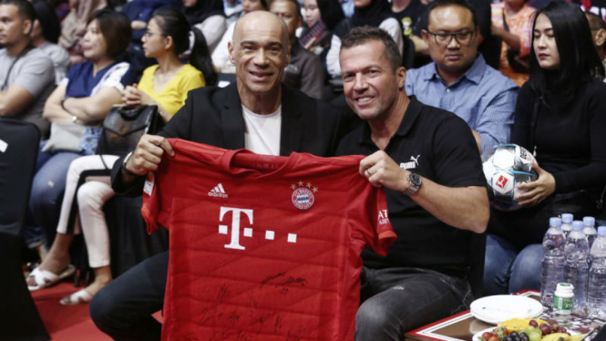 Legenda Timnas Jerman, Lothar Matthaeus, menonton One Pride